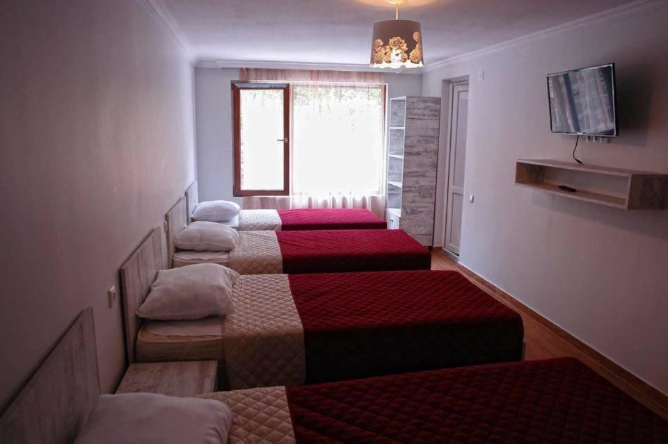 Гостевой дом Villa la familia Махинджаури-57